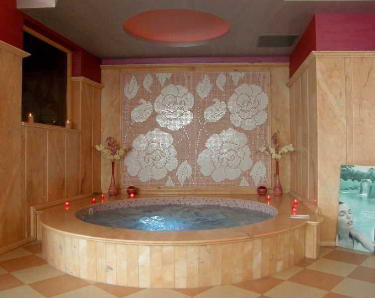 Hotel Club Central Hisarea Facilități foto